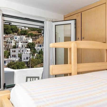 Vila Δροσιά Koronos Exteriér fotografie